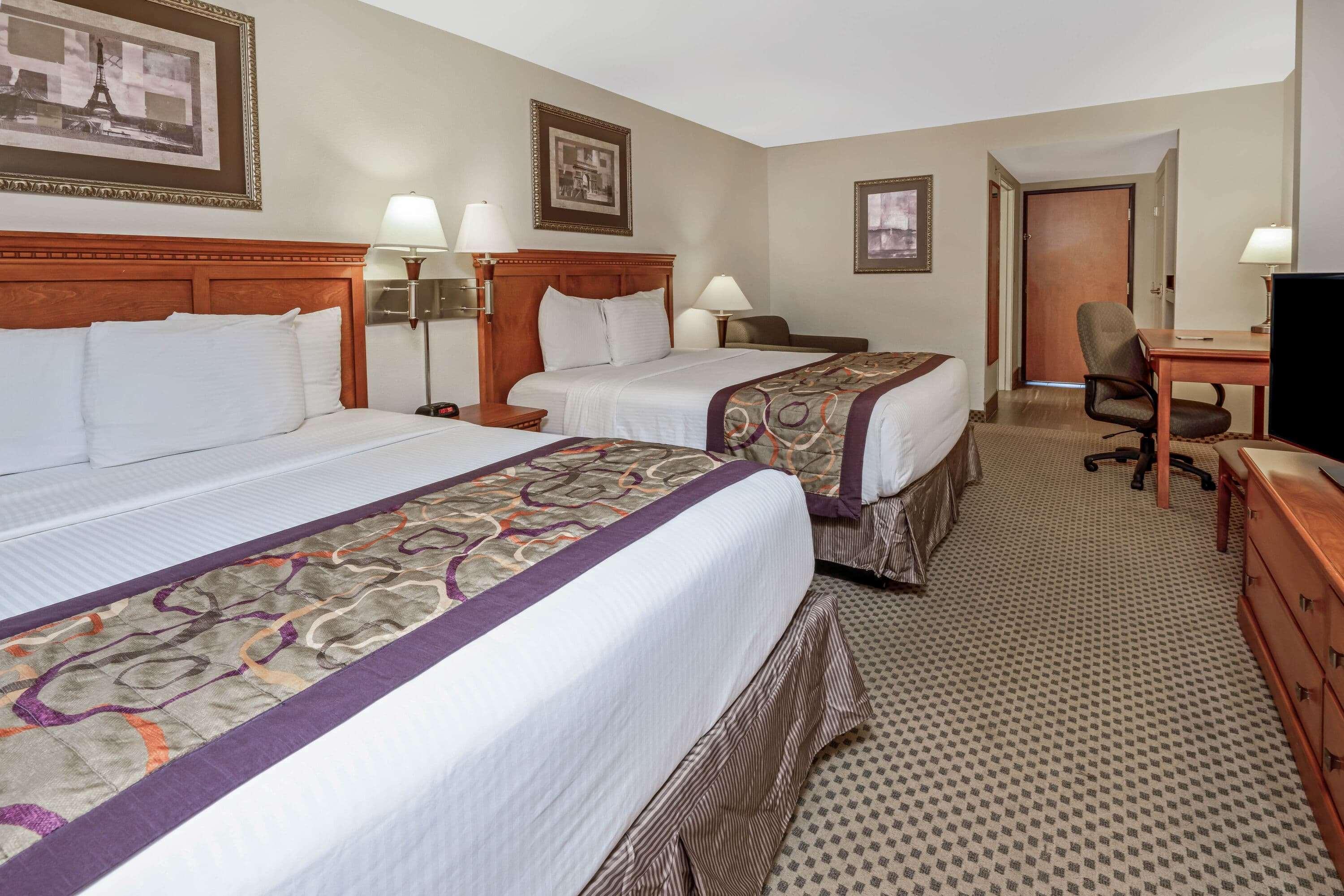 Hotel La Quinta By Wyndham 3*