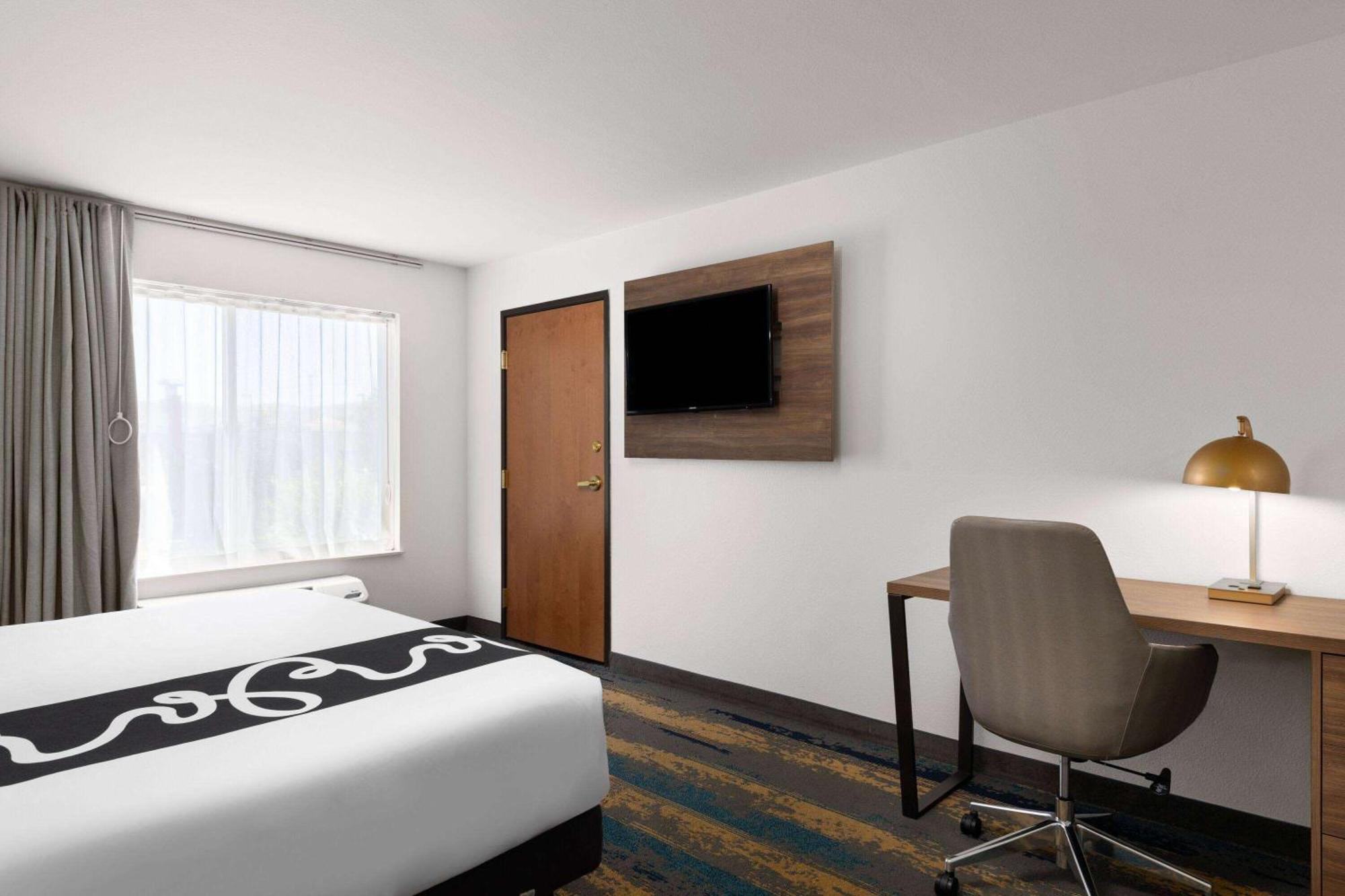 Hotel La Quinta By Wyndham 3*