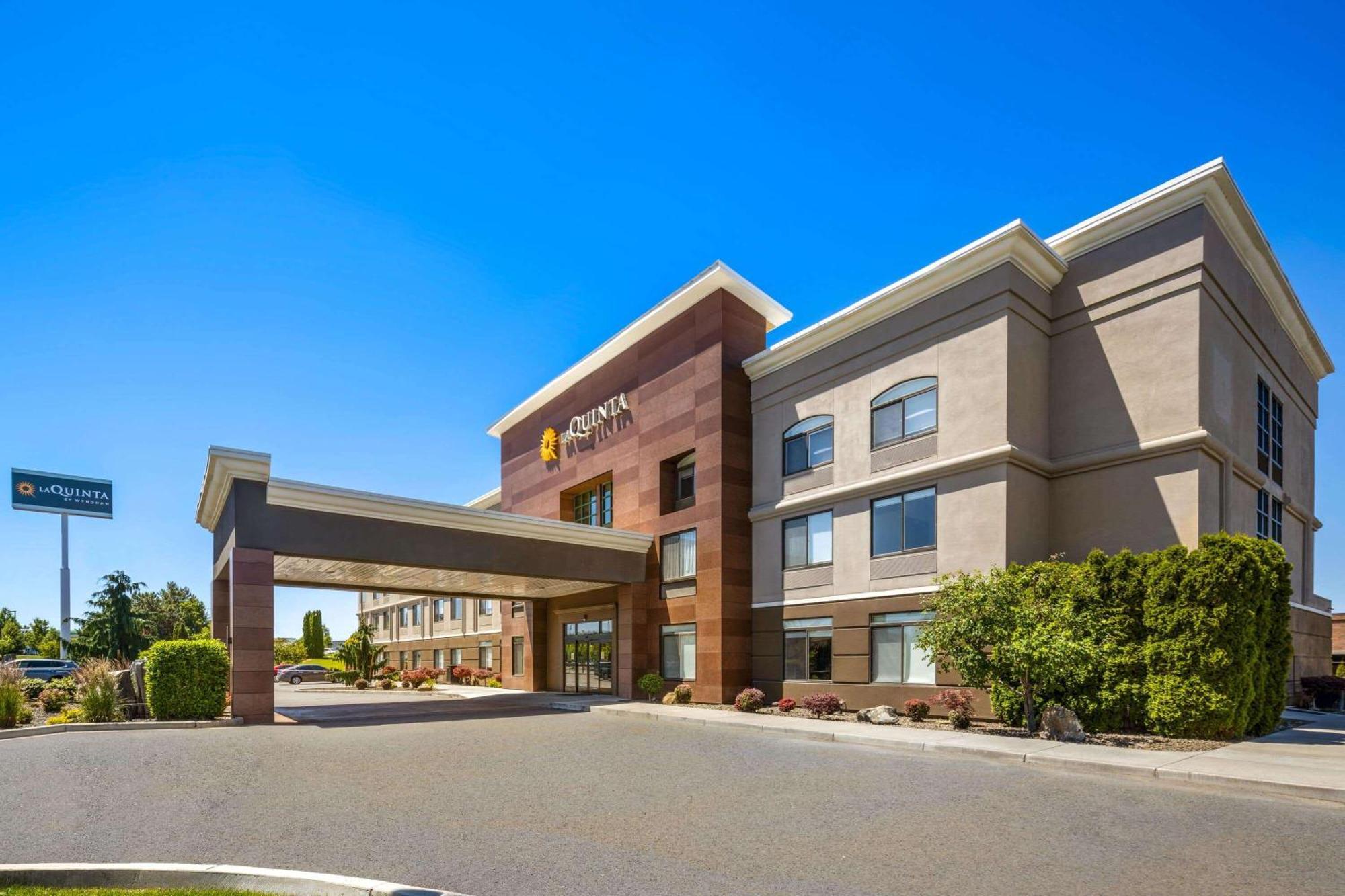 Hotel La Quinta By Wyndham 3*
